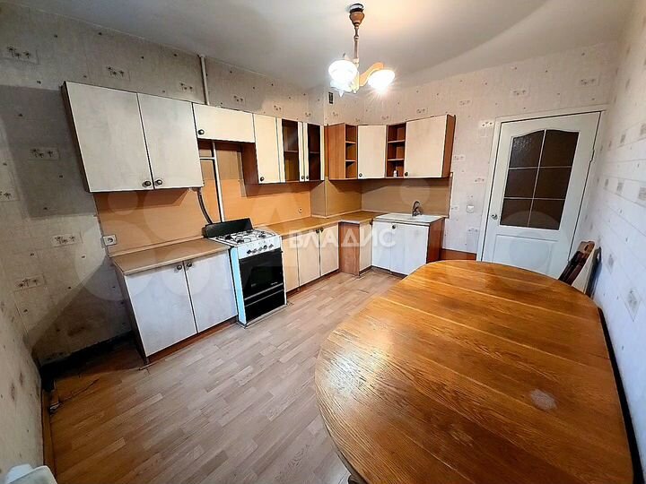 3-к. квартира, 82,5 м², 6/10 эт.