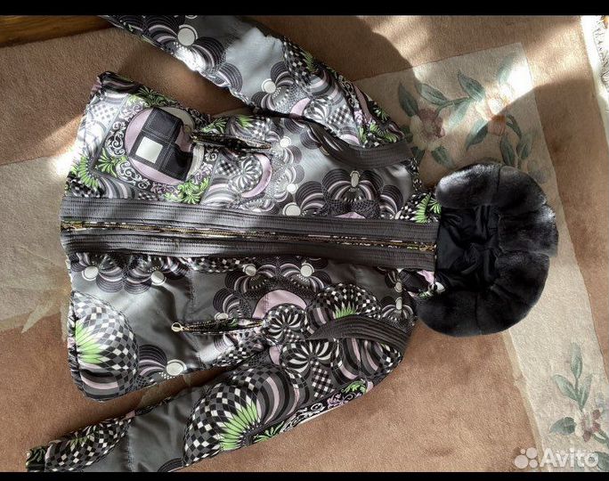 Куртка Женская