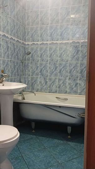 2-к. квартира, 57 м², 4/5 эт.