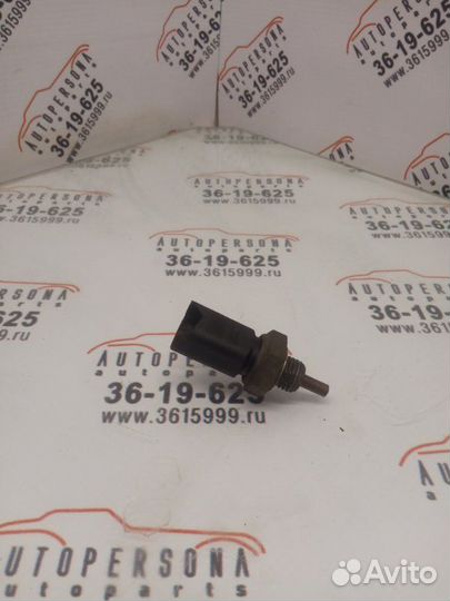 Датчик температуры охлаждающей жидкости Renault