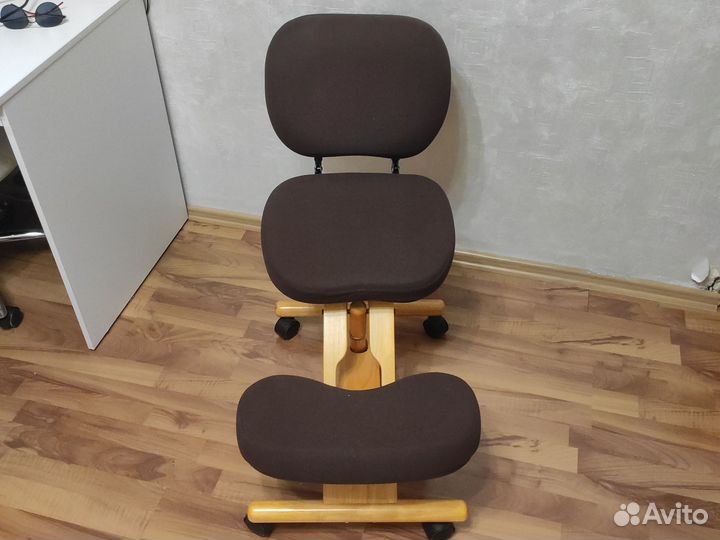 Коленный стул smartstool