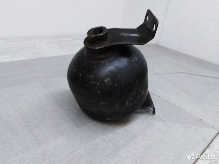 Гидроаккумулятор подвески