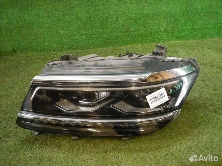 Фара левая Volkswagen Tiguan
