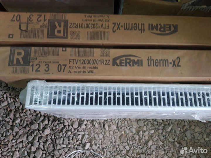 Панельный радиатор Kermi FTV 12/3/07