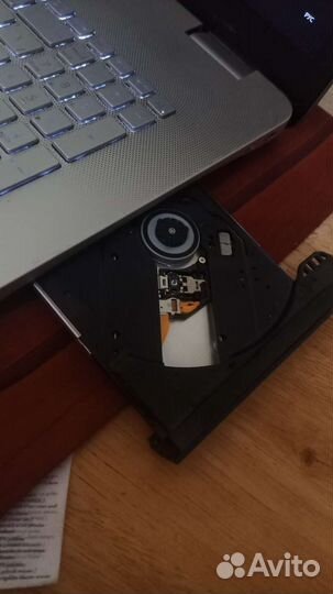 Laptop Asus N751JK 17,3 экран