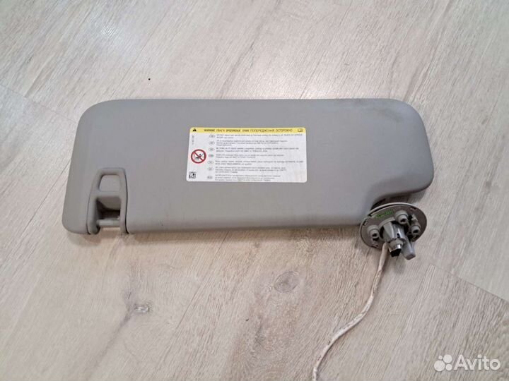 Солнцезащитный козырек правый Opel Astra J A14NET