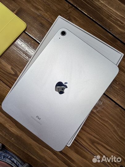 Apple iPad 10th gen