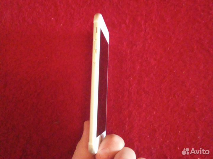 iPhone 6S, 64 ГБ