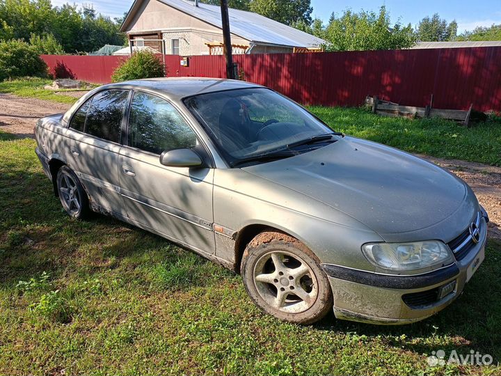 Opel Omega 2.0 МТ, 1995, 375 347 км