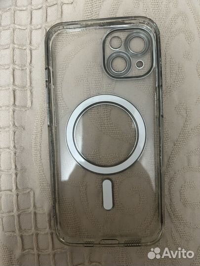 Чехол на iPhone 14