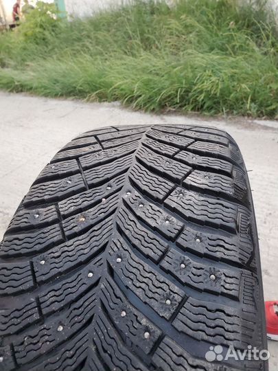 Michelin X-Ice North 4 245/50 R18