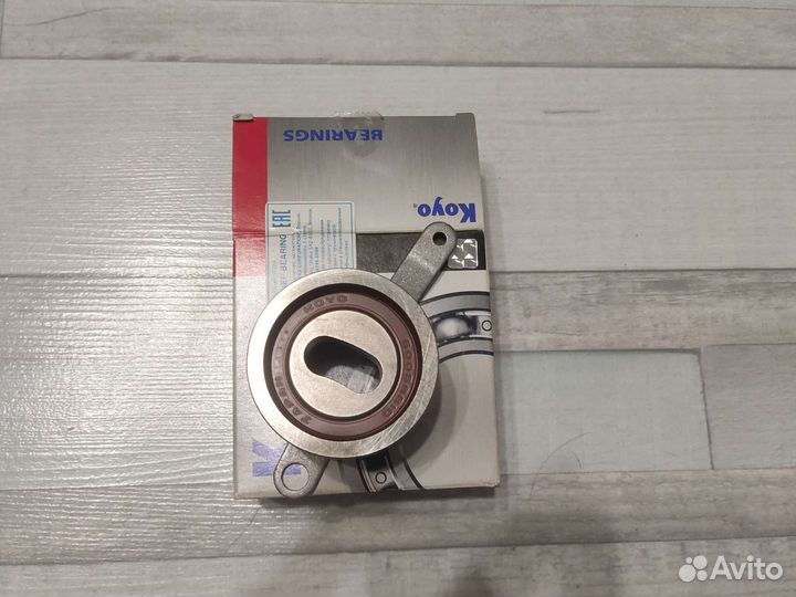 Натяжной ролик ремня грм Honda Civic d15b