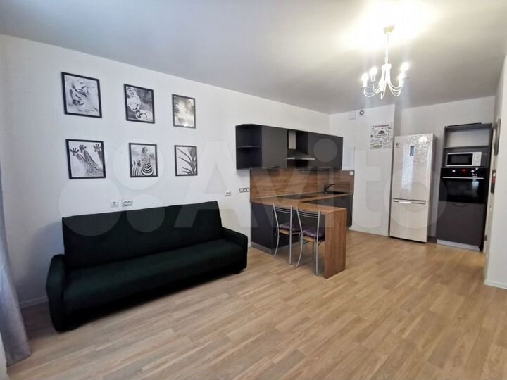 2-к. квартира, 55 м², 4/18 эт.