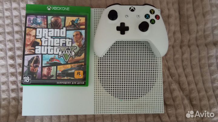 Xbox One s