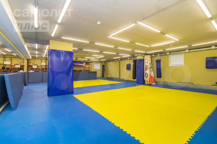 Продам офисное помещение, 180.2 м²