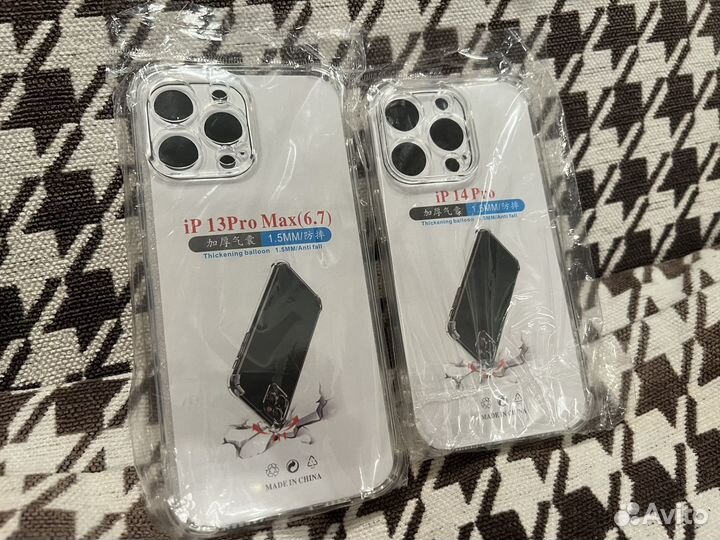 Чехол на iPhone мягкий