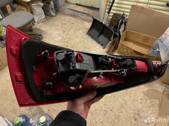 Задний фонарь Audi Q3 правый