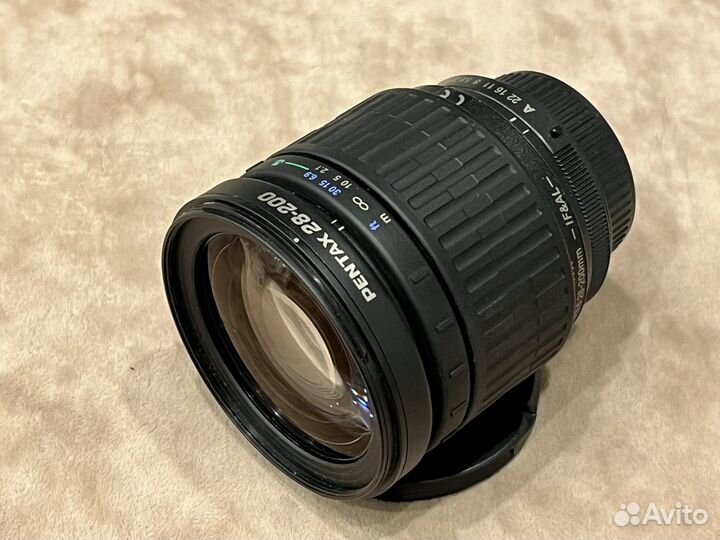 SMC Pentax-FA 28-200 f3.8-5.6