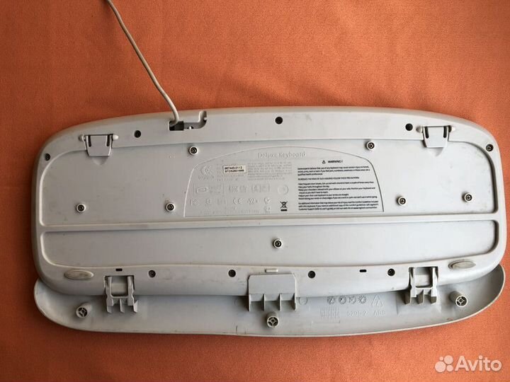 Клавиатура проводная Logitech Deluxe Keyboard