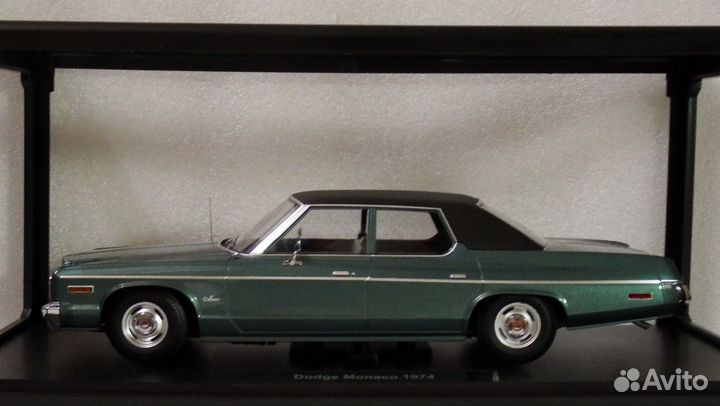 1:18 Dodge Monaco + Jeep Grand Wagoneer / KK-Scale