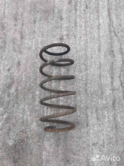 Пружина audi 100 c3