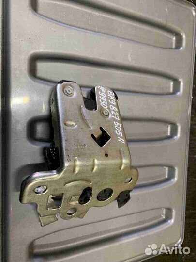Замок багажника Audi A7 (2010-2014 ) 8K9 827 505 A