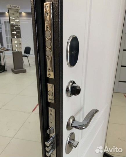 Дверь входная