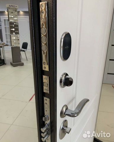 Дверь входная