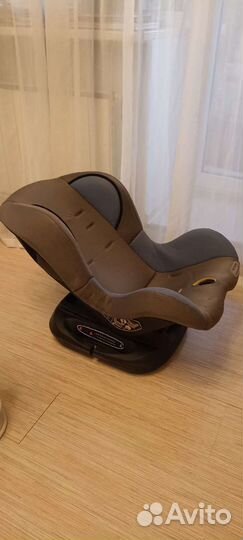 Автокресло с регулировкой спинки