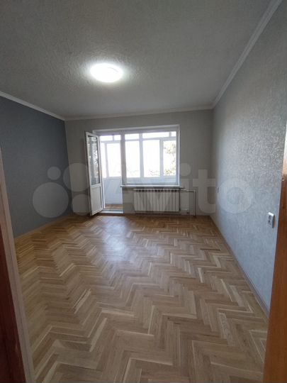 2-к. квартира, 75 м², 4/4 эт.