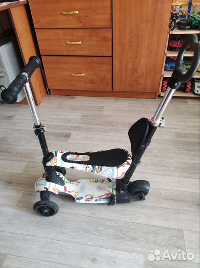 Самокат с сиденьем детский
