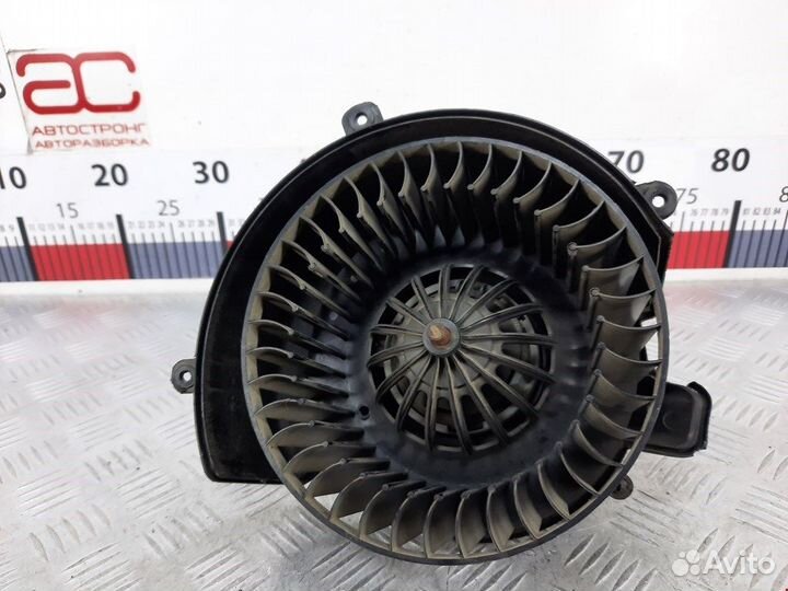 Моторчик печки для Opel Zafira A 9119001