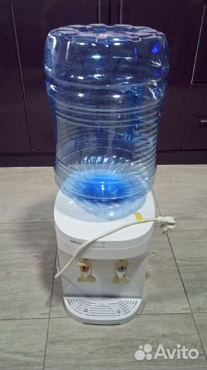 Кулер для воды настольный