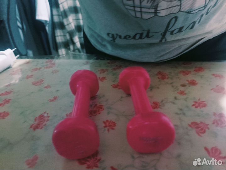 Гантели 1 кг одна