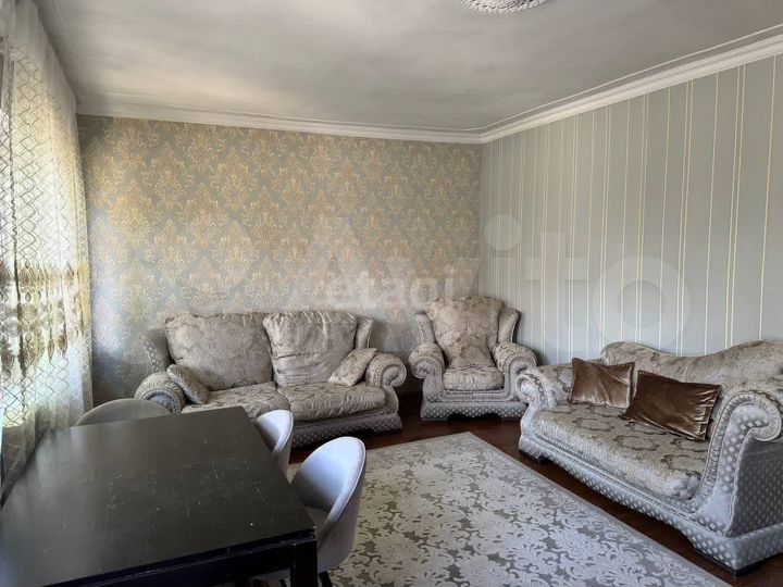 3-к. квартира, 82 м², 1/5 эт.