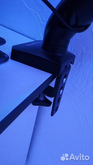 Монитор для компьютера 27 дюйма бу с кронштейном