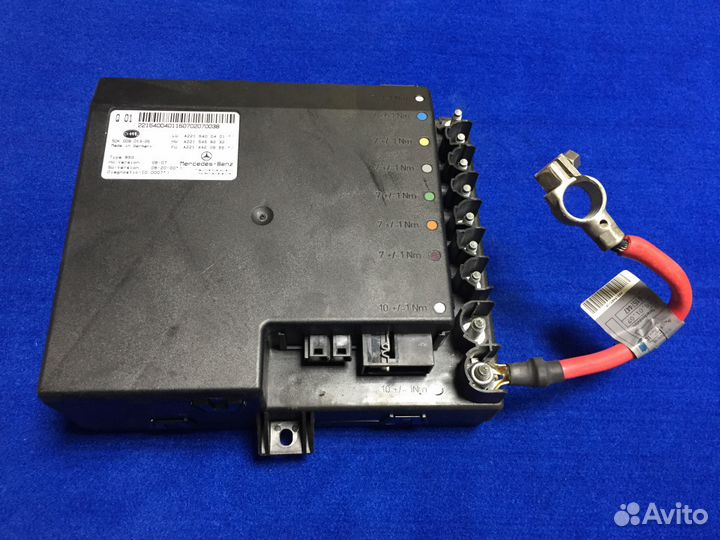 Mercedes A2215400401 блок бортовой сети