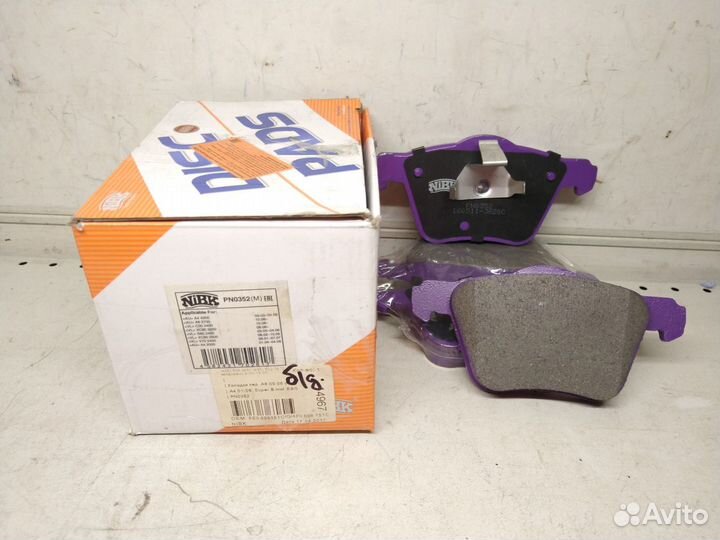 Колодки передние без датчика Ауди А6 С6 2007г