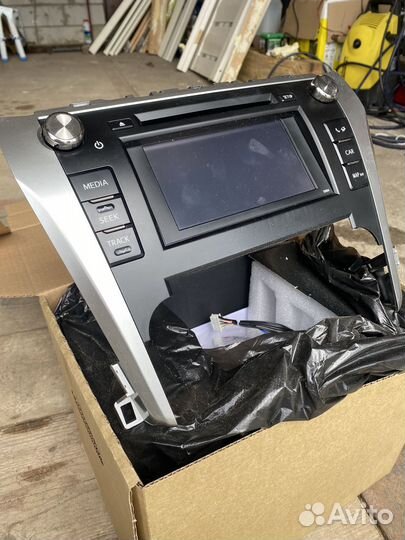 Магнитола оригинал Toyota Camry 50