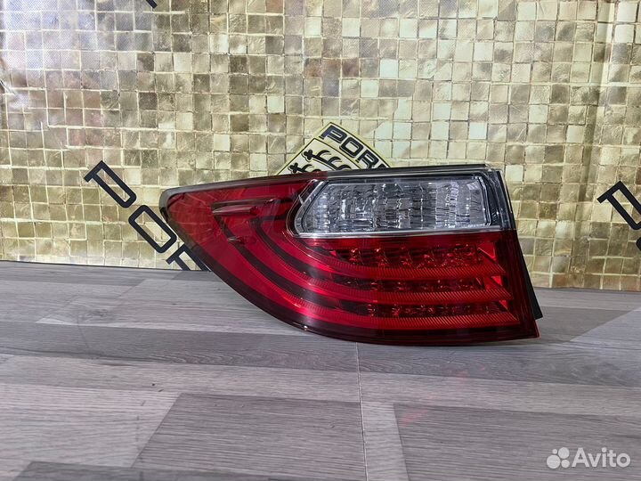 Фонарь задний левый наружный Lexus ES c 2015г