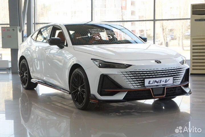 Changan UNI-V 1.5 AMT, 2023