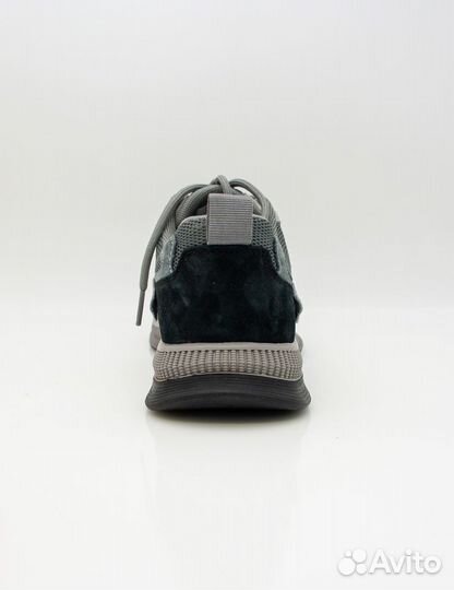 Кроссовки кожаные