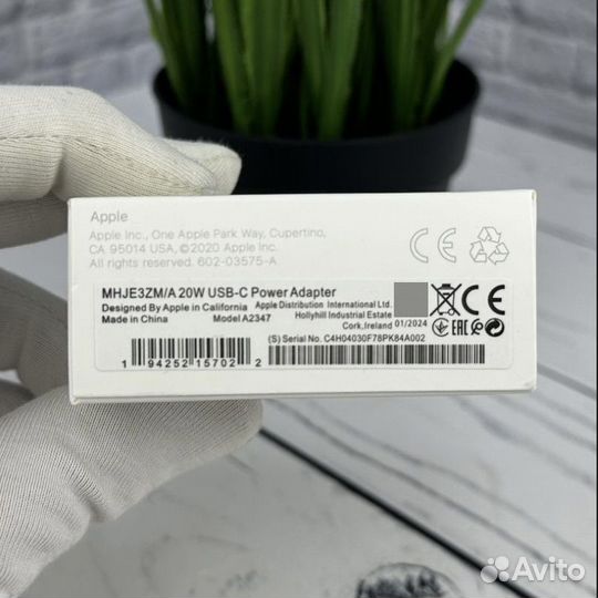 Зарядное устройство на iPhone lighting