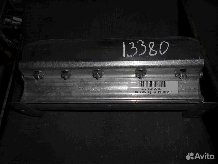 Подушка безопасности в торпеду Т210 A2108602205