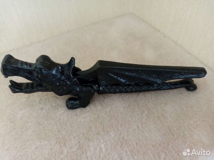 Орехокол дракон волк СССР