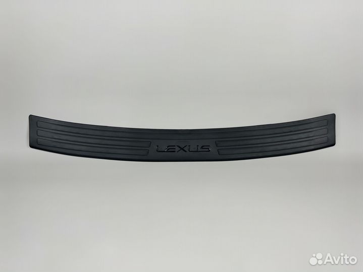 Накладка заднего бампера Lexus RX330 03-09г