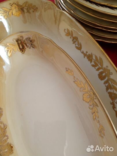Сервиз столовый 1980 год (фарфор)