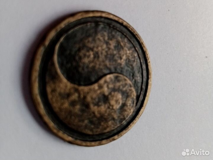 Монета магнит