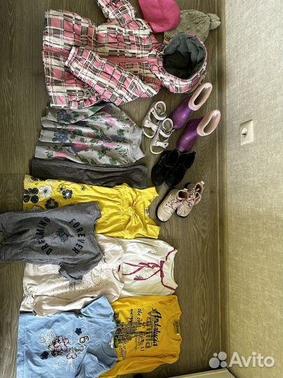 Детские вещи и обувь на девочку 3-4 лет