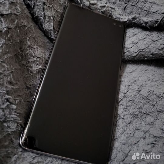Samsung Galaxy S10+, 8/128 ГБ
